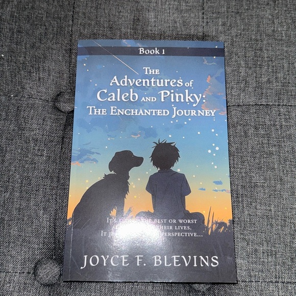 Before she was a pageant finalist, she was a storyteller. Give inspiration 🎁 - Picture 3 of 17